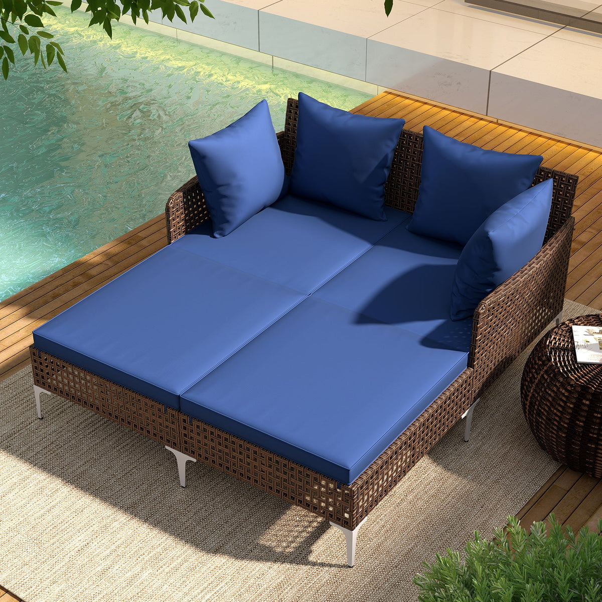 Outdoor Rattan Double Daybed - 2-Person